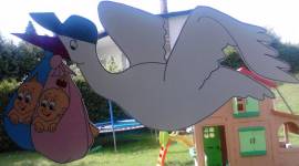 Fliegender Storch f�r Zwillinge M�dchen+Junge - Bild vergr��ern 